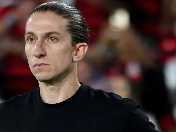 img of Por que Filipe Luís ainda não pode ser técnico na Europa?